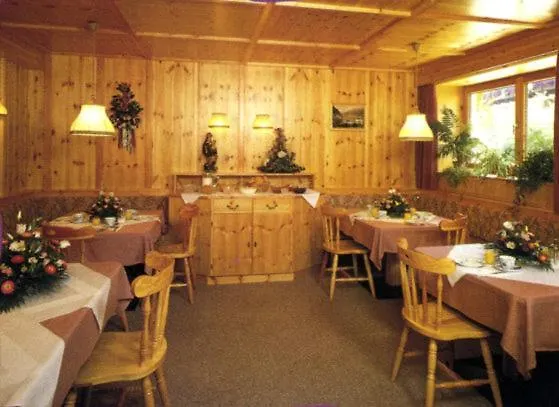 Holzknechthof Am نيوستيف ام ستوبيتا